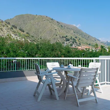 Apartman Attico View Letojanni